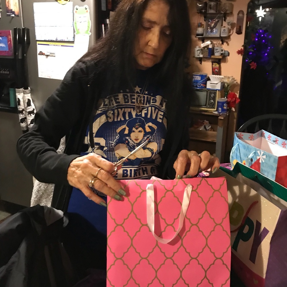 Meet your Posher, Sherry - Picture 2 of 2